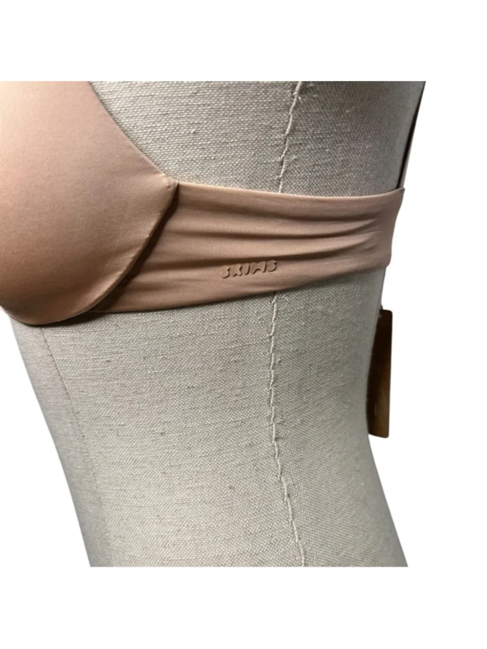 Skims Kim K Wireless T-shirt Demi BRA in Mica Light Beige 34C